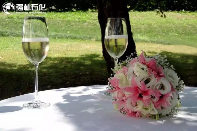 Romance 【浪漫四季】在萬達高爾夫來一場盛大的草地婚禮！10